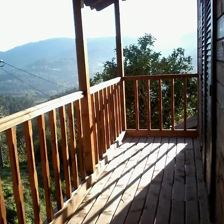 Nyaraló Charming House In With Mountain View