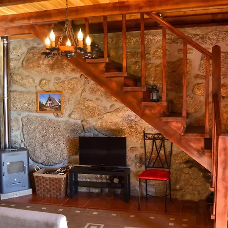 Charming House In With Mountain View Hébergement de vacances *
